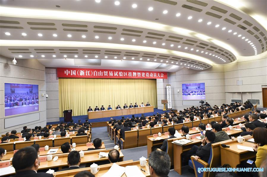 China inaugura sete novas zonas de livre comércio