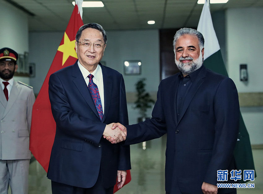 China e Paquist?o prometem impulsionar parceria de coopera??o estratégica em todas as condi??es