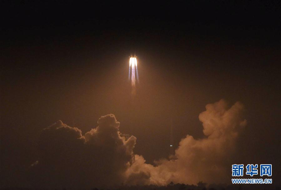 China lan?a com sucesso o seu primeiro cargueiro espacial 