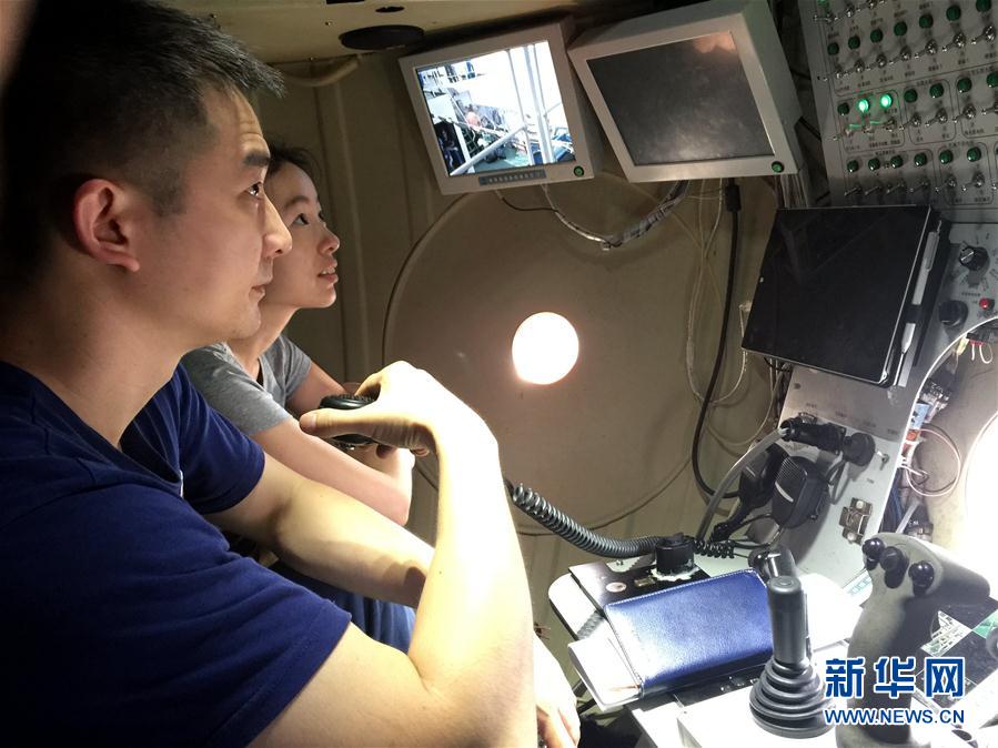 Submersível chinês Jiaolong testado antes de mergulho no Mar do Sul da China