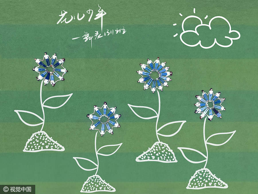 Estudantes registram gradua??o com fotos criativas