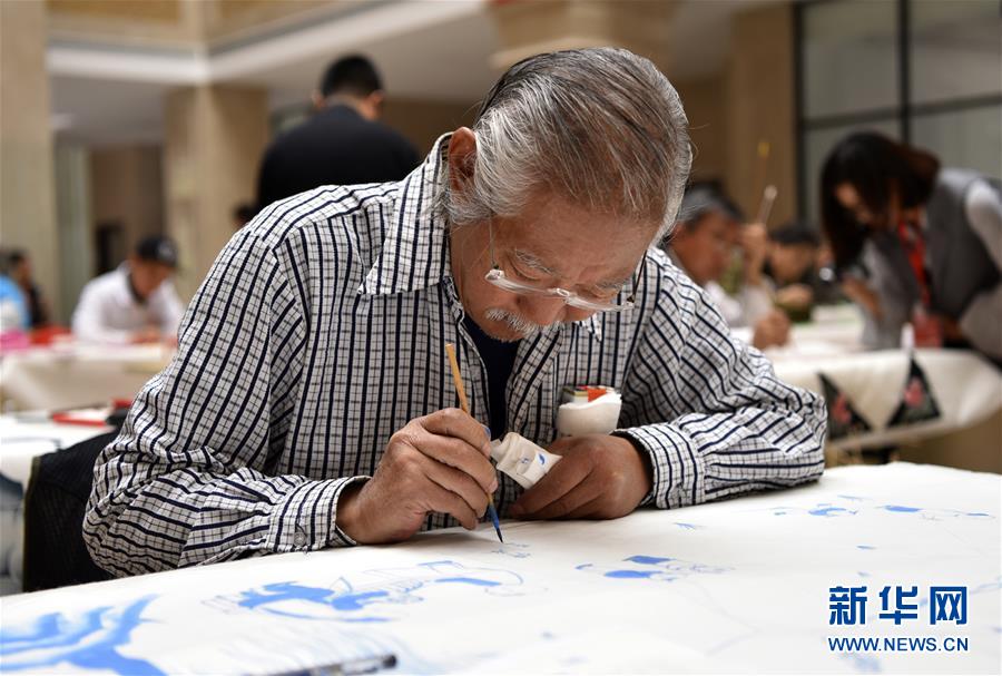 Competi??o nacional de papagaios de papel realizada em Hebei