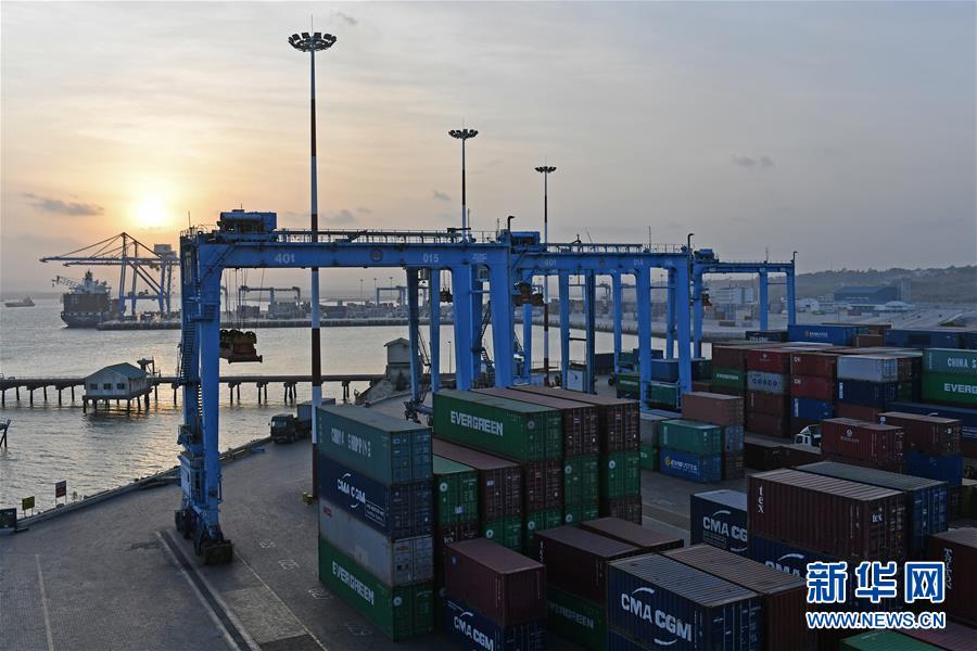 Iniciativa do Cintur?o e Rota aposta na mobiliza??o