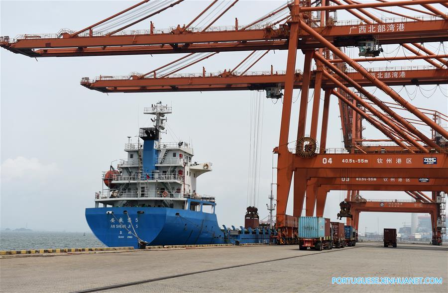Porto de Qinzhou na Regi?o Aut?noma Zhuang de Guangxi