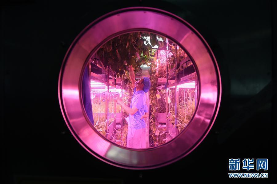 China efetua experiência de simula??o de miss?o espacial tripulada de longa dura??o