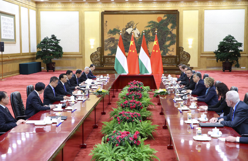 Premiês chinês e esloveno trocam felicita??es pelo aniversário de la?os diplomáticos bilaterais