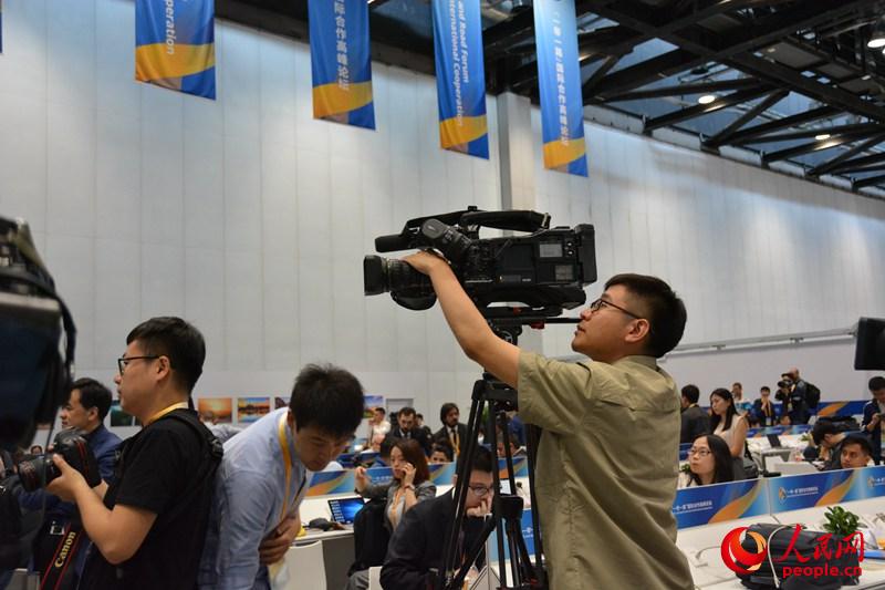 Imprensa internacional realiza cobertura da cerim?nia de abertura do Fórum do Cintur?o e Rota