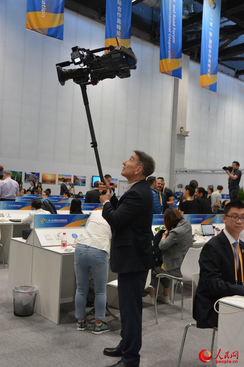 Imprensa internacional realiza cobertura da cerim?nia de abertura do Fórum do Cintur?o e Rota