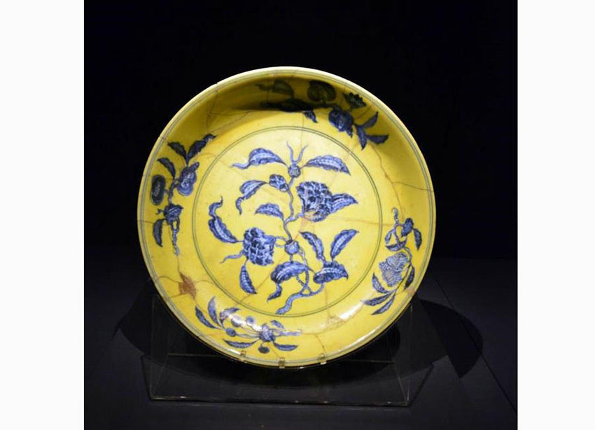 Porcelana azul e branca exibida no Museu de Shandong