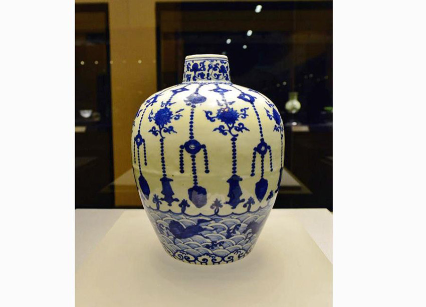 Porcelana azul e branca exibida no Museu de Shandong
