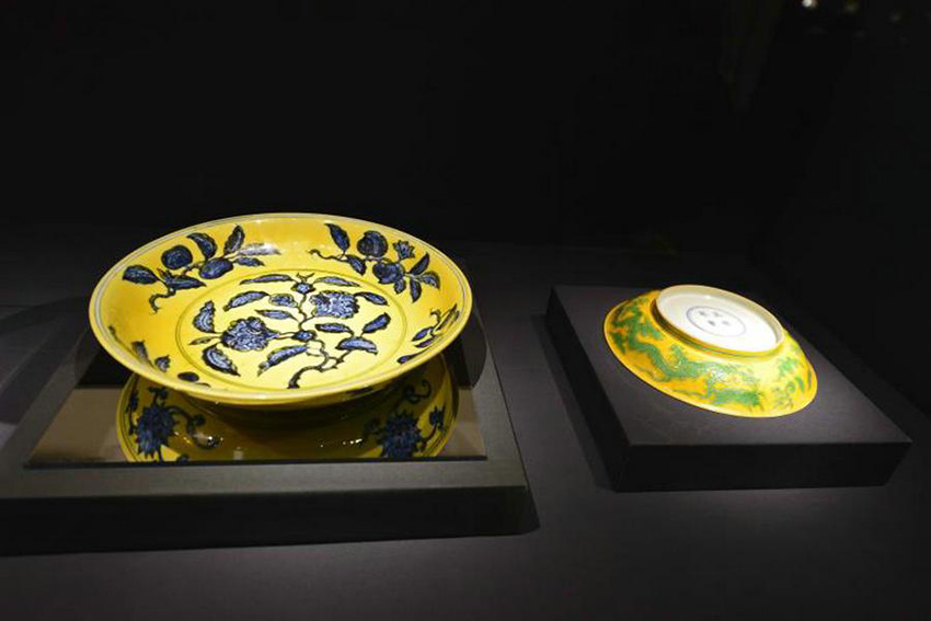 Porcelana azul e branca exibida no Museu de Shandong