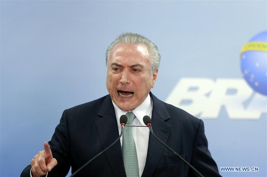 Presidente brasileiro recusa renunciar, após acusa??es de corrup??o
