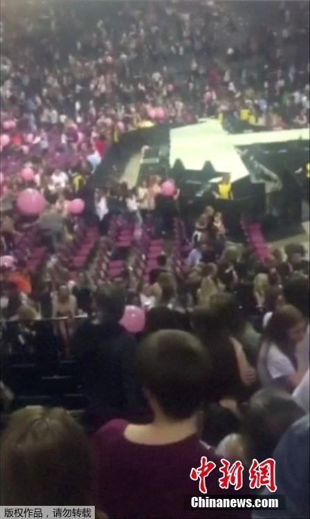 Polícia britanica confirma 19 mortes na explos?o em Manchester