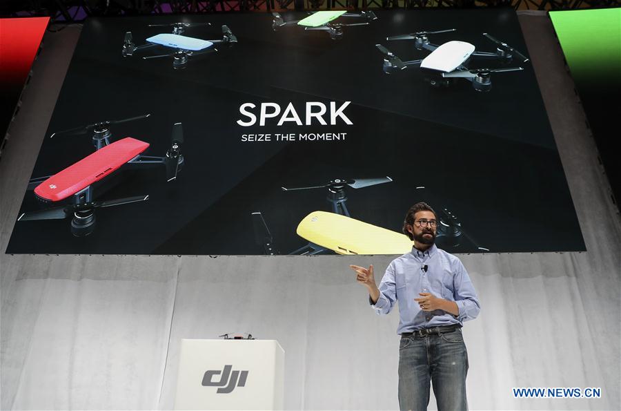 DJI anuncia primeiro drone do tamanho da m?o em Nova Iorque