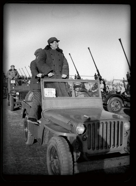 Dois fotógrafos chineses documentam a história do país