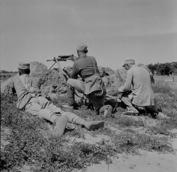 Dois fotógrafos chineses documentam a história do país