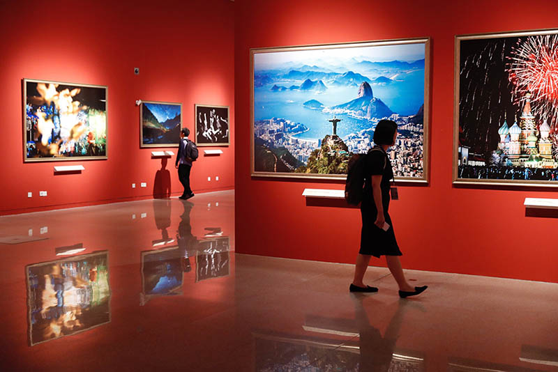 Come?a em Beijing a Exibi??o de Fotografias de Mídias do BRICS