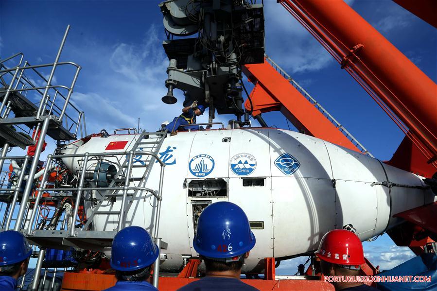 Submersível tripulado da China Jiaolong completa seu 151o mergulho