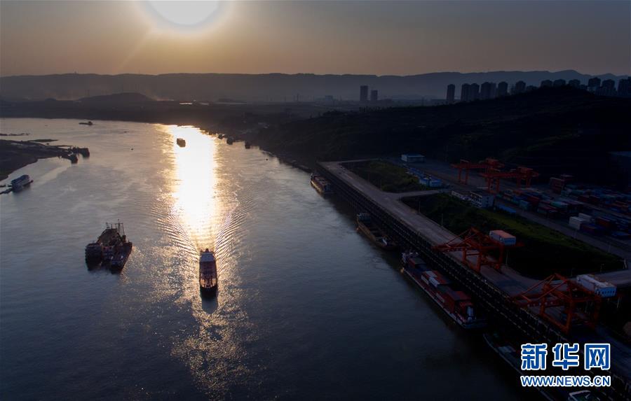 China tem sete dos dez maiores portos no mundo