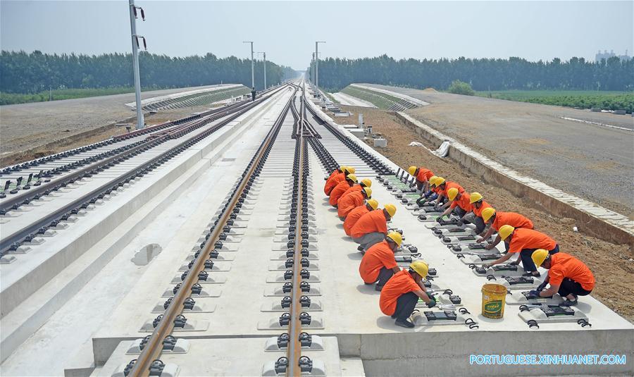 Ferrovia de alta velocidade Beijing-Shenyang em constru??o no nordeste da China
