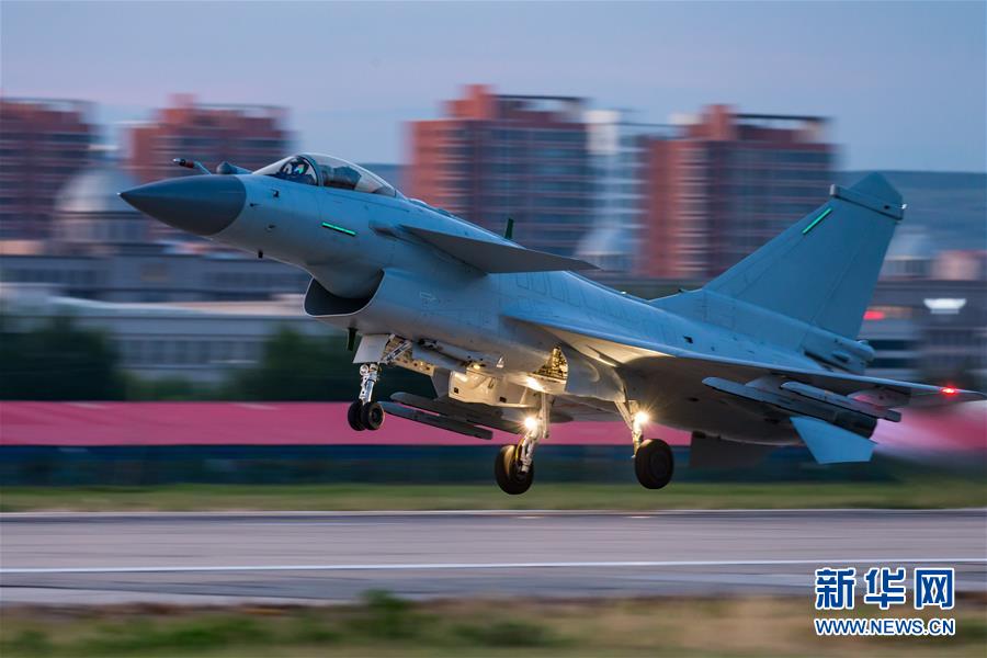 Ca?a J-10B participará dos Jogos Mundiais Militares 2017