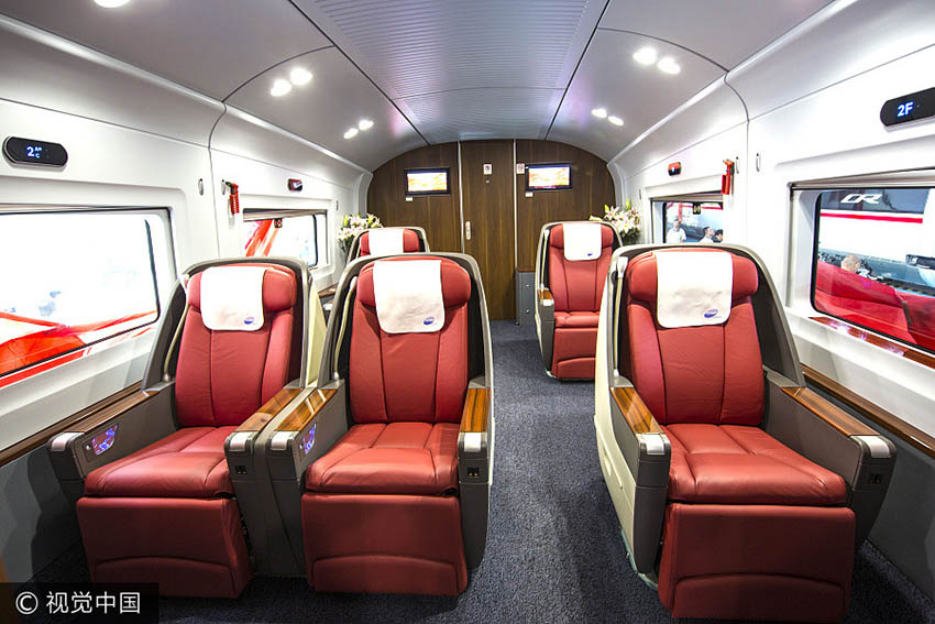 China: Novos trens-bala entram em circula??o entre Beijing e Shanghai