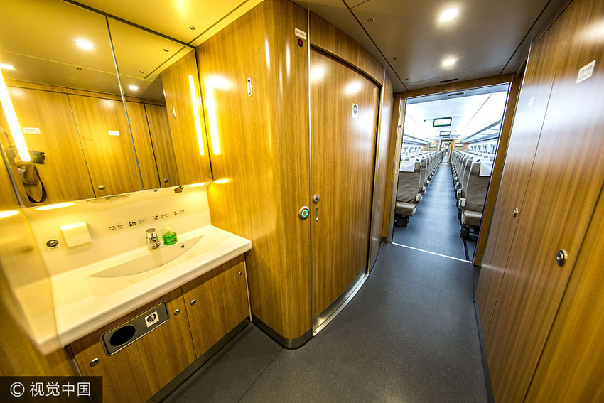 China: Novos trens-bala entram em circula??o entre Beijing e Shanghai