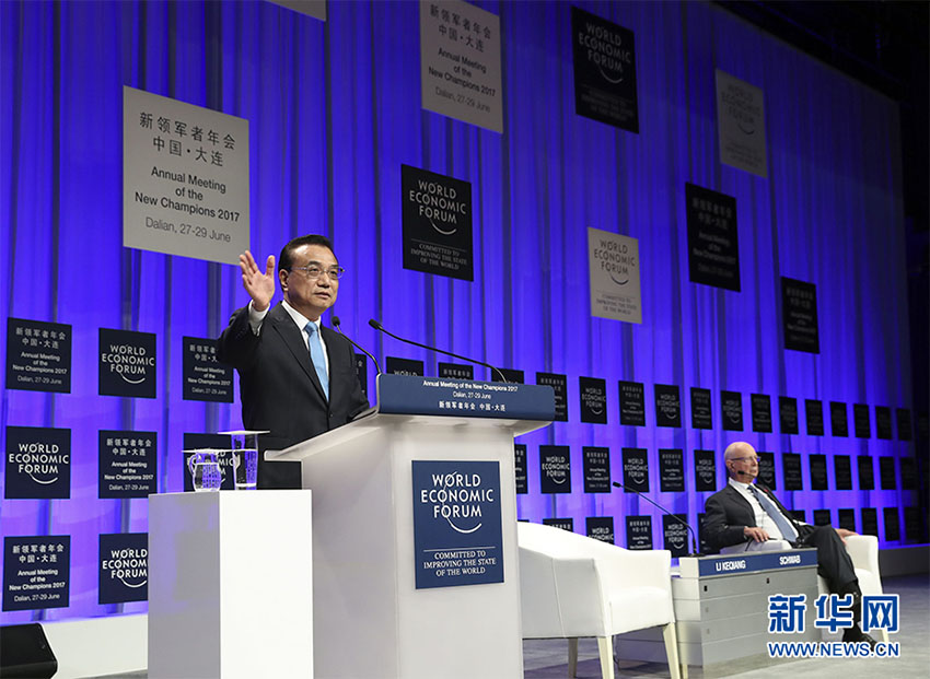 Li Keqiang: China comprometida com globaliza??o econ?mica e livre comércio