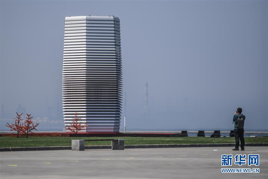 “Tecnologia do futuro” exibida durante o Fórum Davos de Ver?o em Dalian