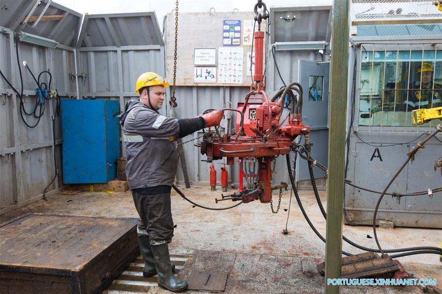 Joint-venture estabelece exemplo de coopera??o China-Rússia no setor de energia