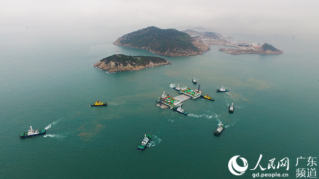 Concluída sec??o principal da Ponte Zhuhai-Hong Kong-Macau