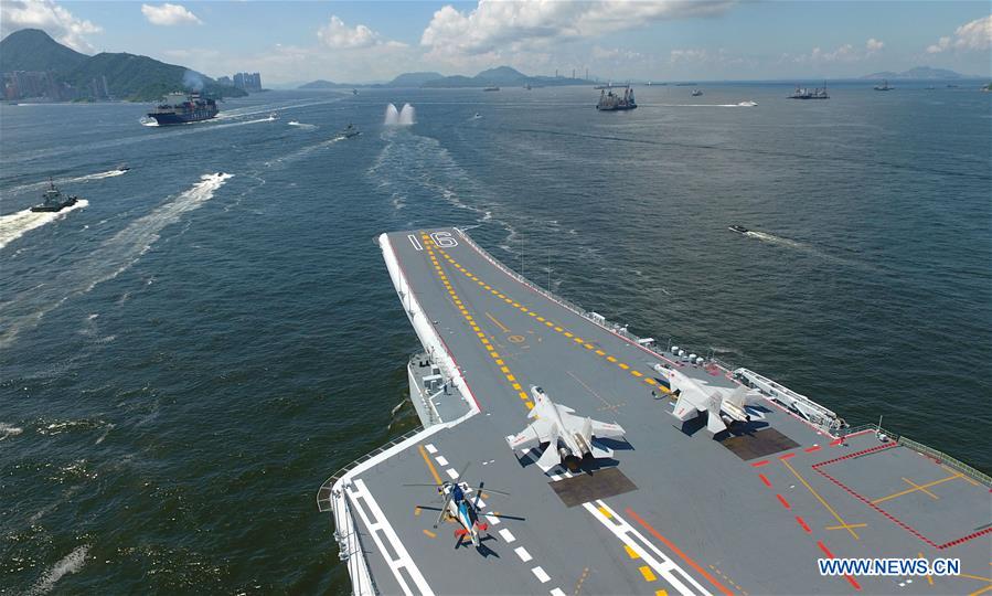 Porta-avi?es Liaoning deixa Hong Kong após visita de cinco dias