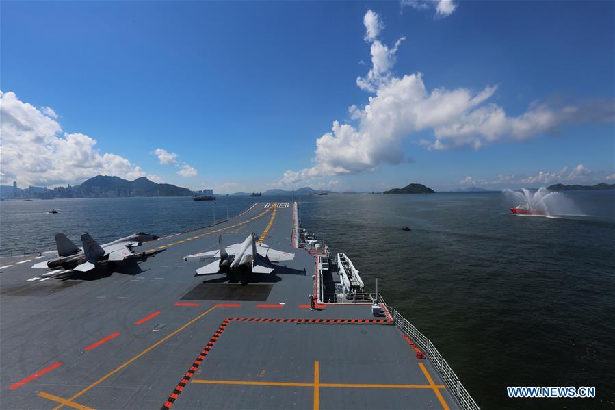 Porta-avi?es Liaoning deixa Hong Kong após visita de cinco dias