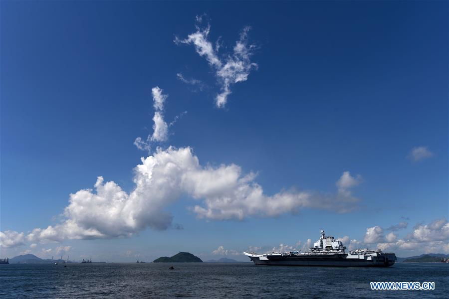 Porta-avi?es Liaoning deixa Hong Kong após visita de cinco dias