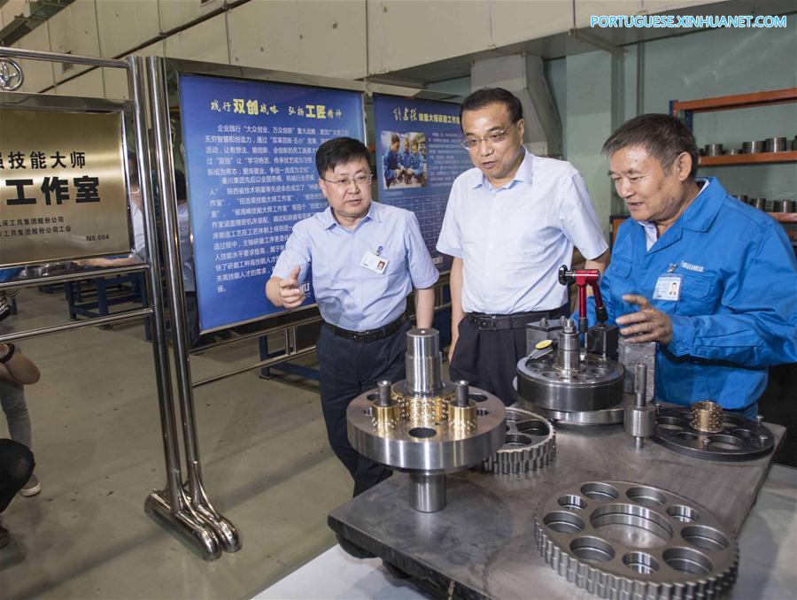 Premiê chinês pede maiores esfor?os para promover aprimoramento econ?mico no oeste do país