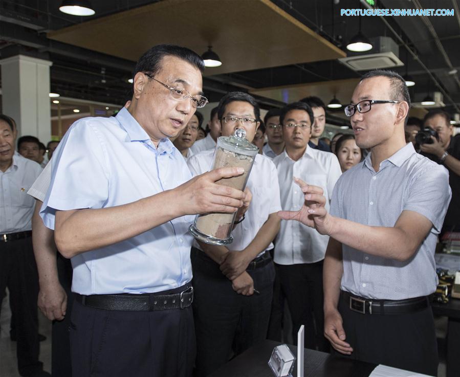 Premiê chinês pede maiores esfor?os para promover aprimoramento econ?mico no oeste do país