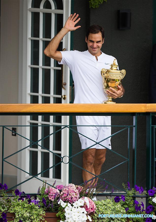 Federer conquista 8o título em Wimbledon