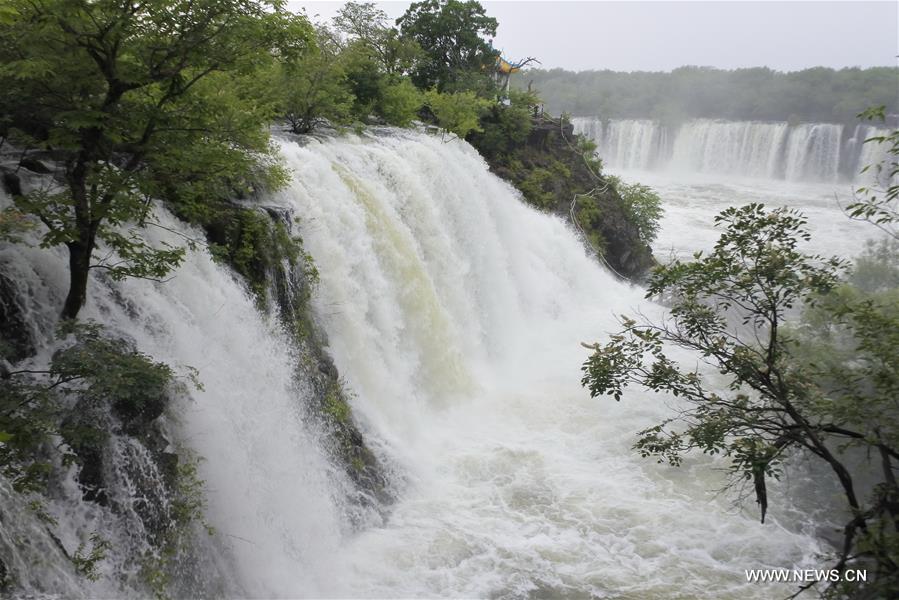 Galeria: Cachoeira de Diaoshuilou no nordeste da China