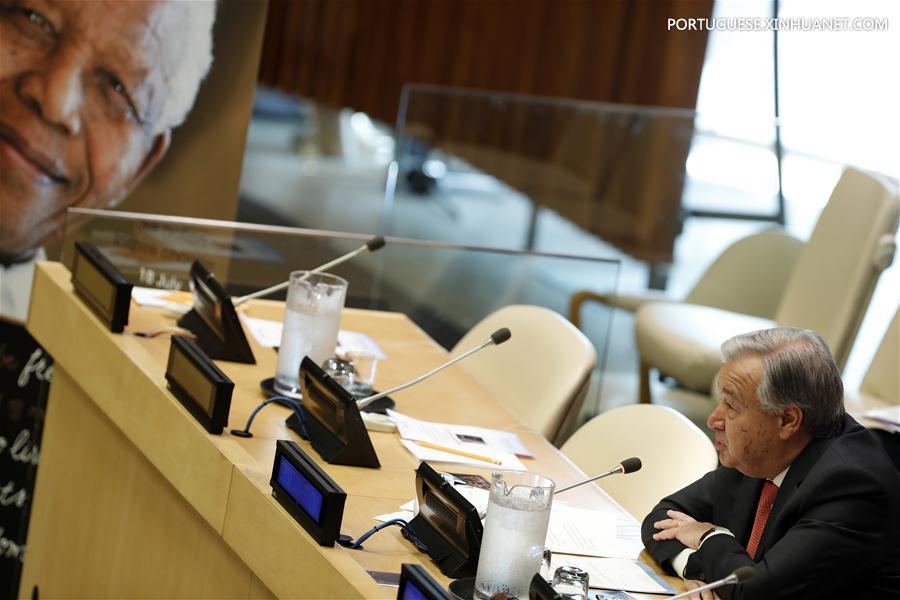 No dia de Nelson Mandela, ONU pede por a??es para melhorar o mundo