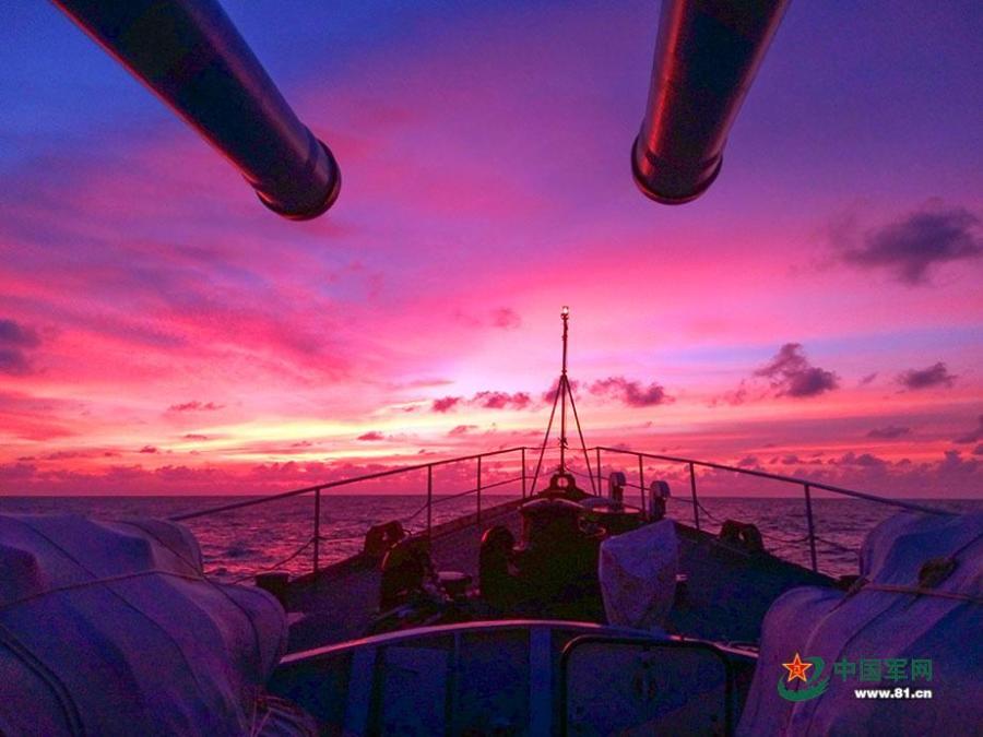 Galeria: Navios da Marinha chinesa em alto mar