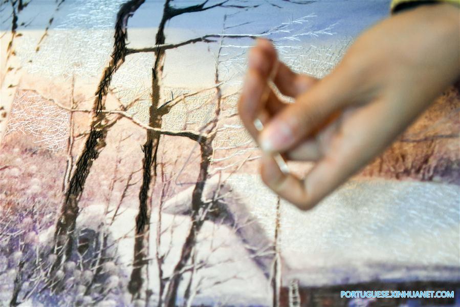 Exposi??o do bordado Bohai Mohe em Harbin, no nordeste da China