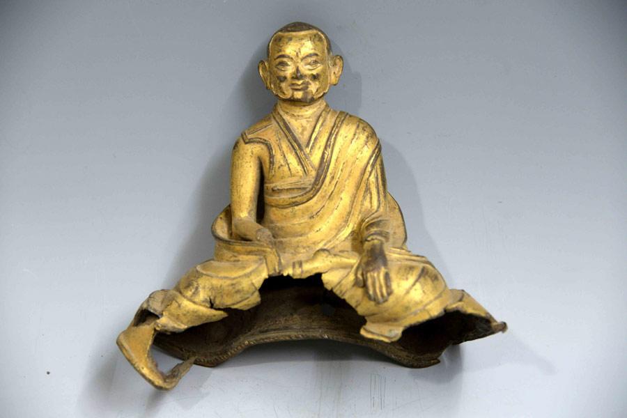 Restaura??o de utensílios de bronze em destaque em Wuhan