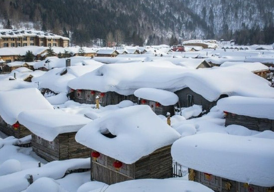 Recém-graduado de Chengdu tira um ano para filmar a China a partir do céu