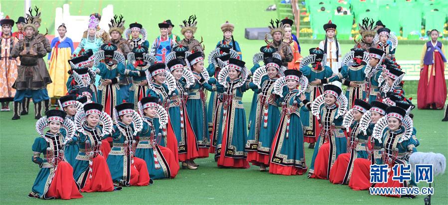 China marca 70o aniversário da Regi?o Aut?noma da Mongólia Interior