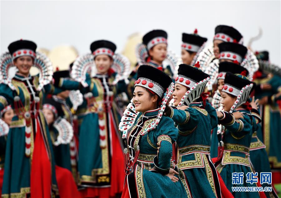 China marca 70o aniversário da Regi?o Aut?noma da Mongólia Interior