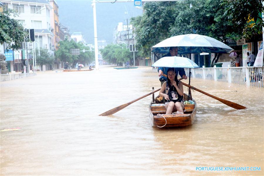 Chuvas torrenciais atingem diversas áreas de Guangxi, no sul da China