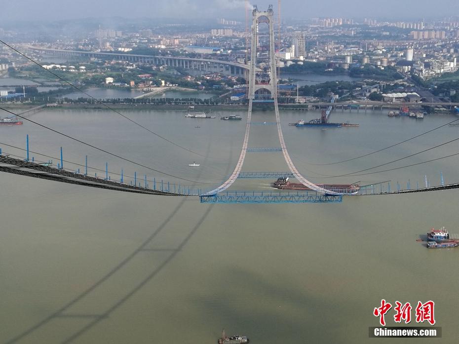 Mega Constru??o: Concluída a maior ponte em estrutura treli?ada de a?o da China