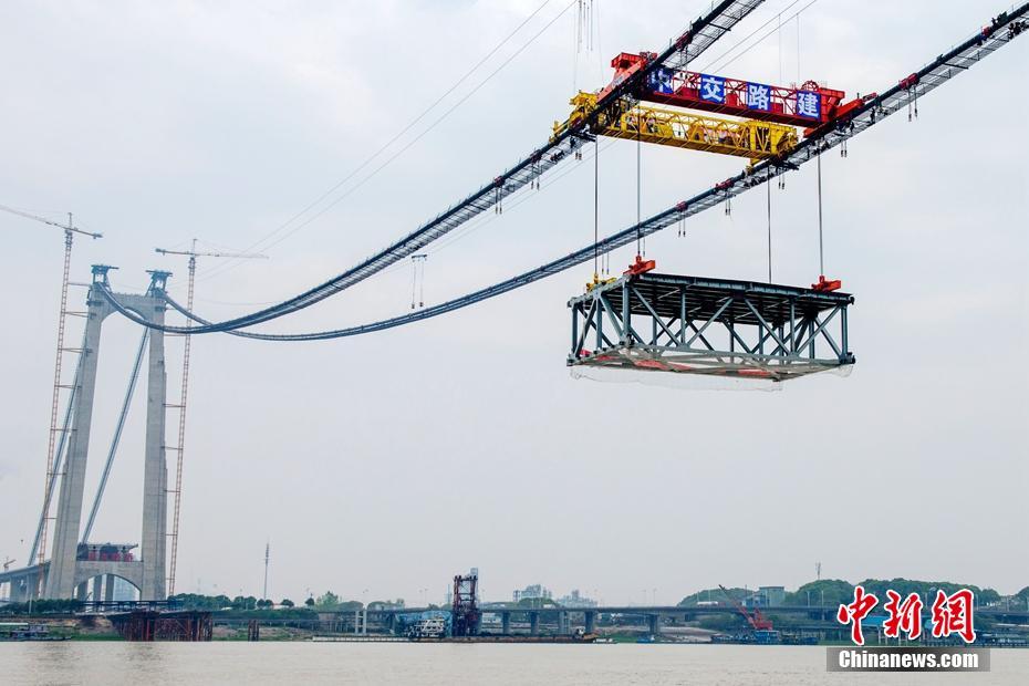 Mega Constru??o: Concluída a maior ponte em estrutura treli?ada de a?o da China