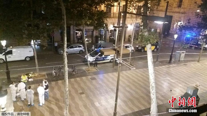 13 Mortes confirmadas em ataque terrorista em Barcelona, turista de Hong-Kong sofre ferimentos ligeiros