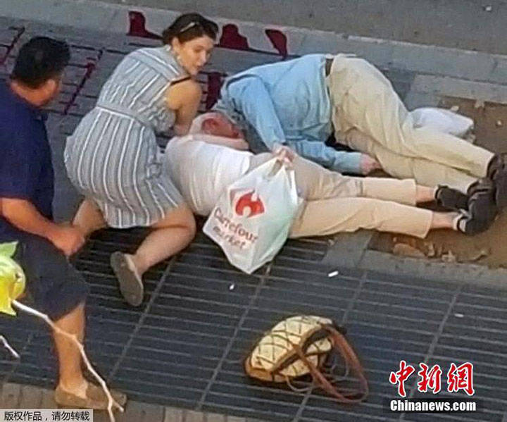 13 Mortes confirmadas em ataque terrorista em Barcelona, turista de Hong-Kong sofre ferimentos ligeiros